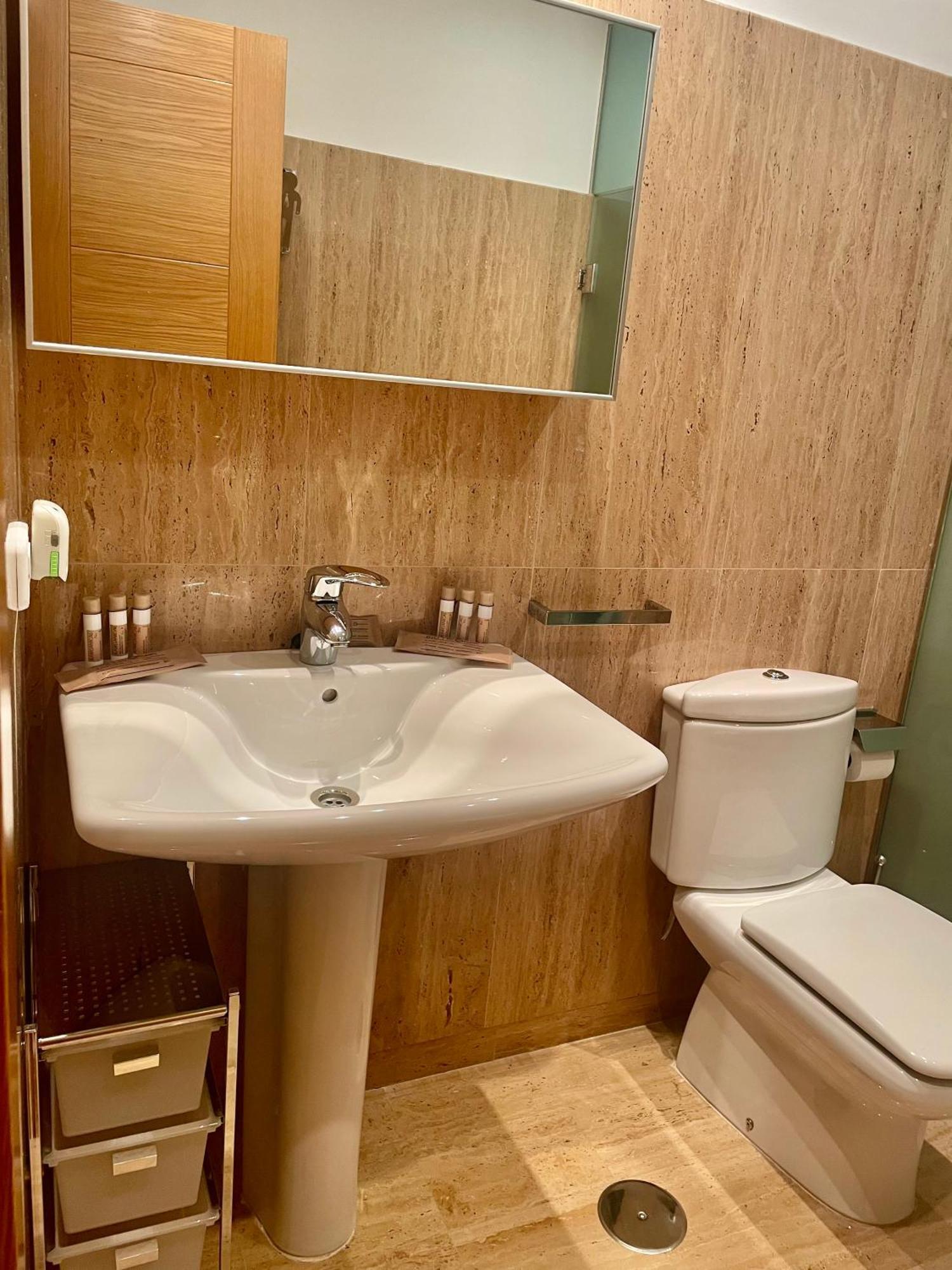Apartamento Centro- San Agustin กรานาดา ภายนอก รูปภาพ